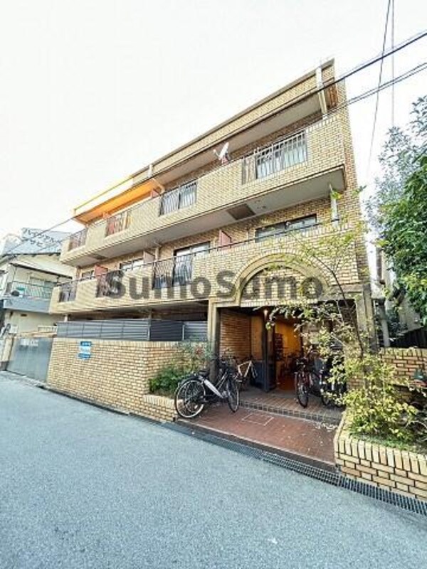 外観(落ち着いた雰囲気の外観です)