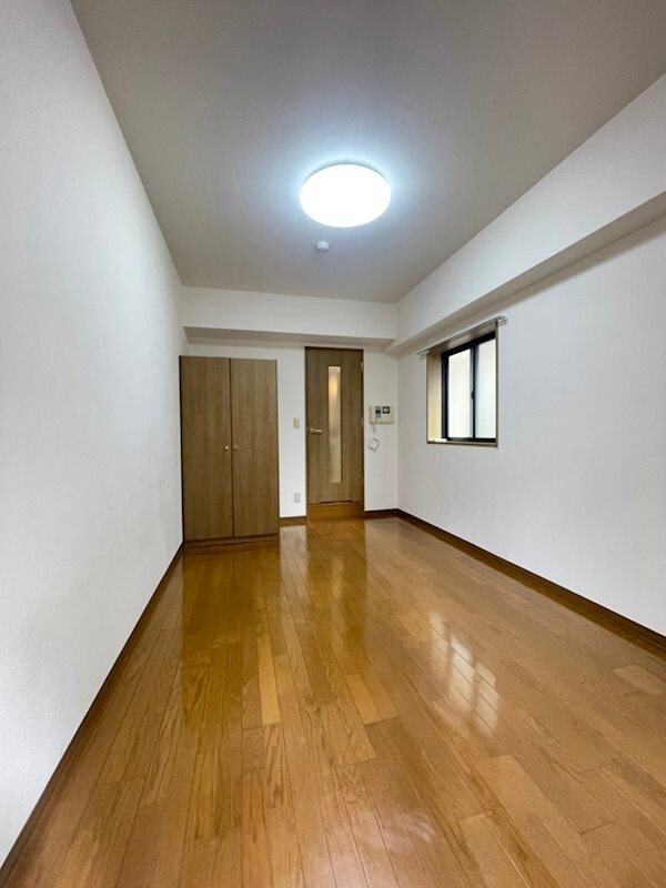 物件内観写真6　(使いやすいリビングです)