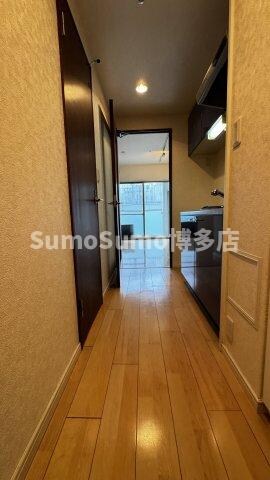 物件内観写真2　(玄関です)