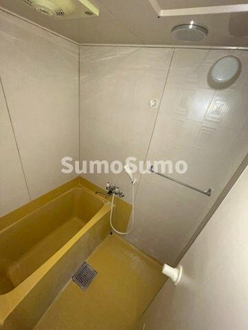 物件内観写真8　(日々の暮らしに欠かせないお風呂です)