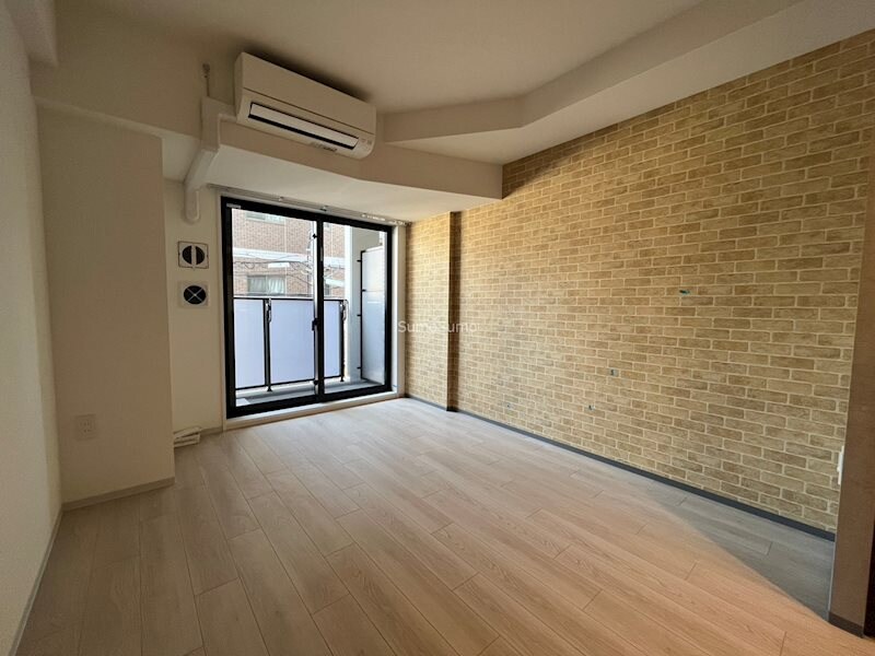 物件内観写真5　(ゆったり過ごせるリビングです)