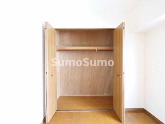 物件内観写真13　(ちょっとした収納スペースも充実しています)