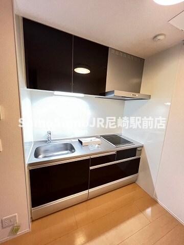 物件内観写真5　(お料理しやすいキッチンです)