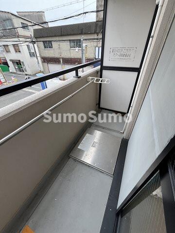 物件内観写真9　(バルコニーがあります)