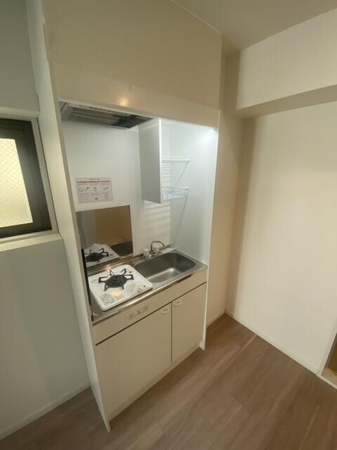 物件内観写真3　( )