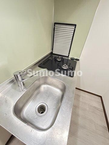 物件内観写真2　(使いやすいキッチンです)