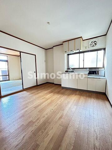 物件内観写真16　(使いやすいリビングです)