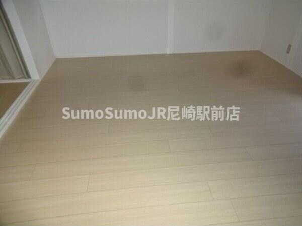 物件内観写真8　(寝室です)