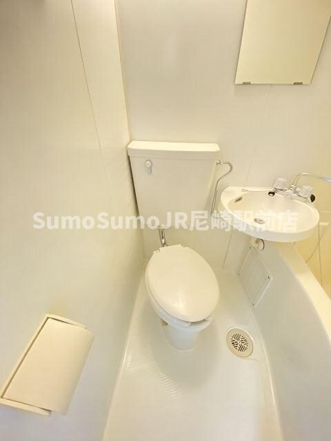 物件内観写真12　(トイレも気になるポイント)