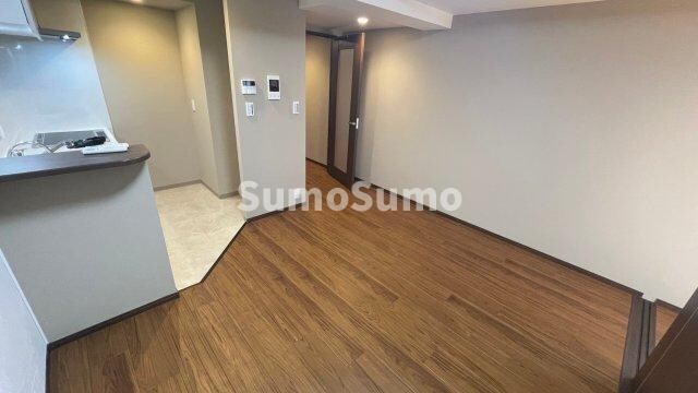 物件内観写真10　(ゆったり過ごせる居間です)