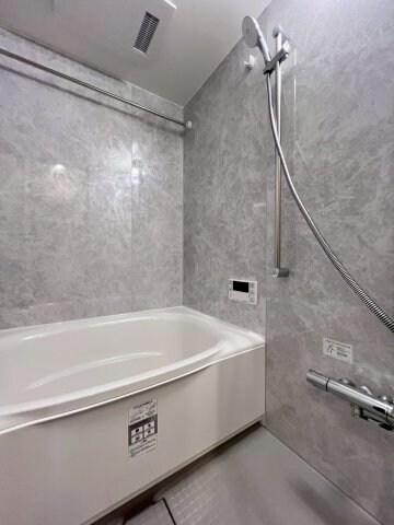 物件内観写真16　(日々の暮らしに欠かせないお風呂です)