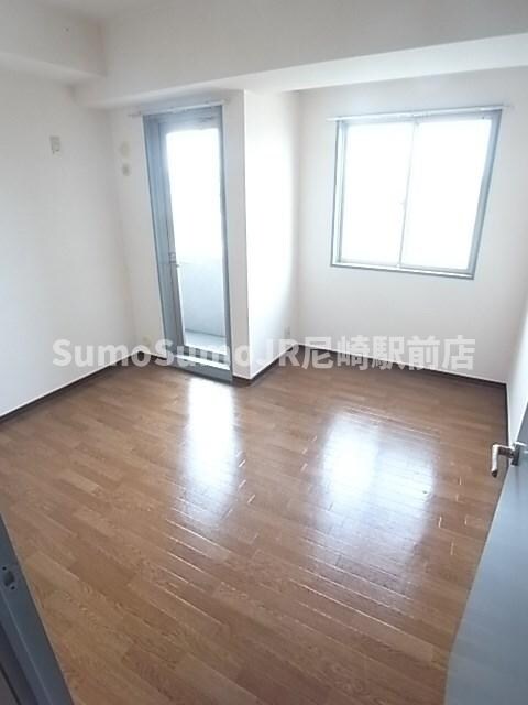 物件内観写真9　(落ち着いて過ごせるお部屋なので、寝室にいかがでしょうか)