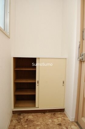 物件内観写真10　(こまごまとしたものを収納できそうですね)