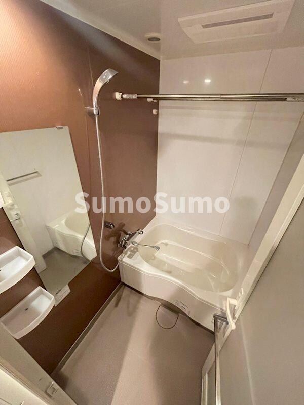 物件内観写真9　(コンパクトで使いやすいお風呂です)