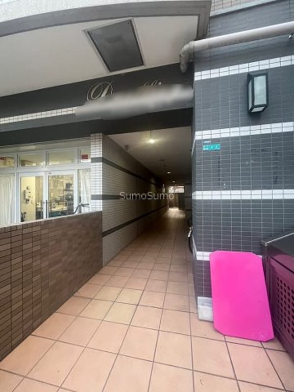 エントランス(建物の内部です)
