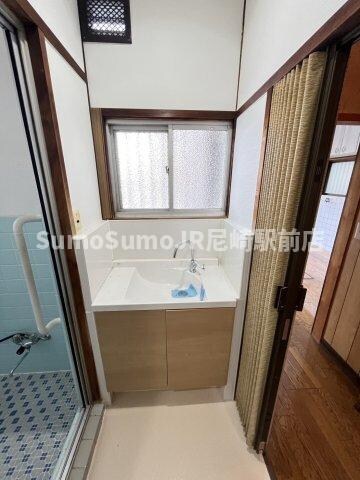 物件内観写真28　(独立洗面化粧台付き)