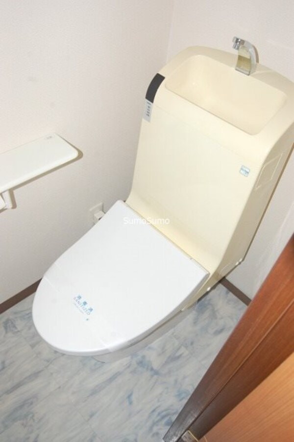 トイレ(清潔感のあるトイレです)