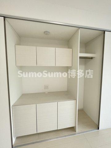 物件内観写真10　(収納スペース豊富です)
