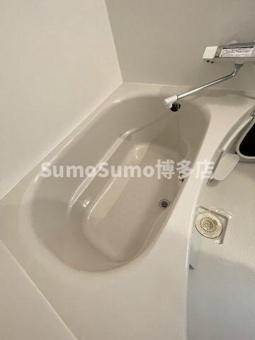 物件内観写真24　(落ち着いた空間のお風呂です)