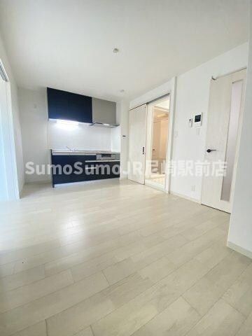 物件内観写真3　(リビングです)