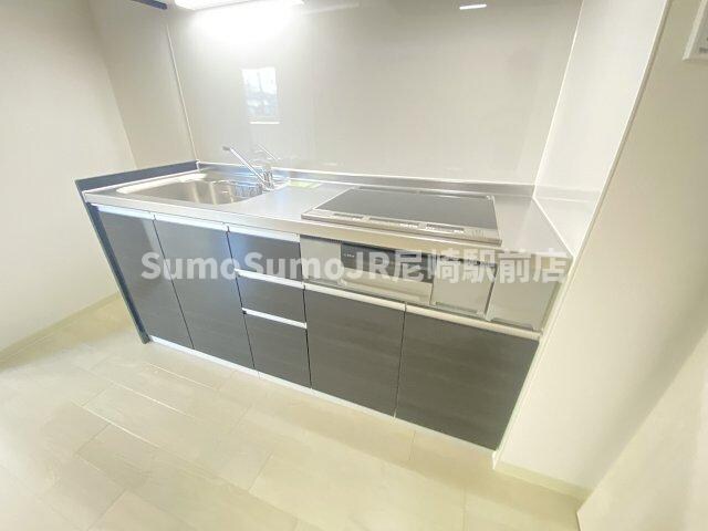 物件内観写真4　(キッチンでお料理をお楽しみください)