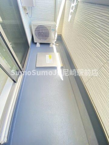 物件内観写真12　(落ち着いた時間を過ごせるバルコニーです)