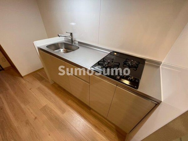 キッチン(コンパクトなキッチンで掃除もラクラク)