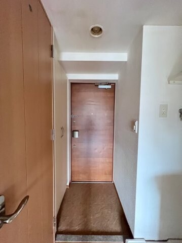 物件内観写真6　(毎日通る玄関はこちらです)