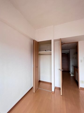 物件内観写真14　(収納のためのスペースです)