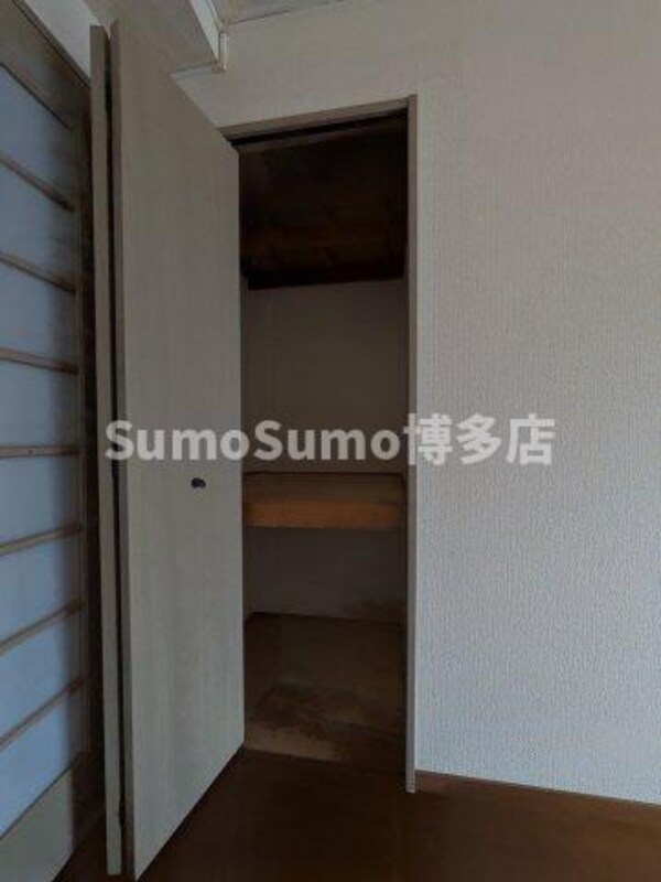 収納(こまごまとしたものを収納できそうですね)