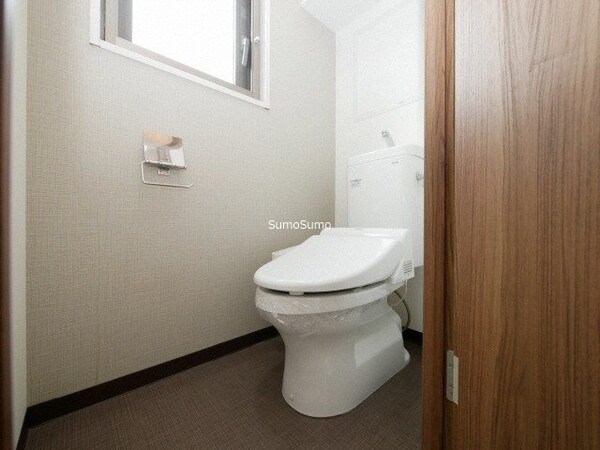 トイレ(落ち着いたトイレです)