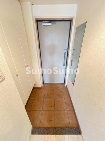 物件内観写真5　(きれいな玄関です)