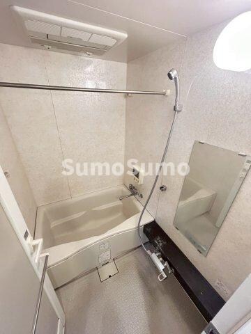物件内観写真9　(コンパクトで使いやすいお風呂です)