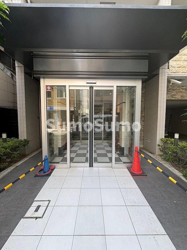 物件外観写真2　(毎日通るエントランスはこのようになっています)