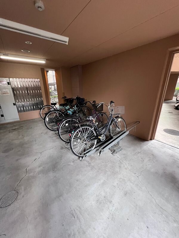 物件外観写真5　(外観もきれいです)