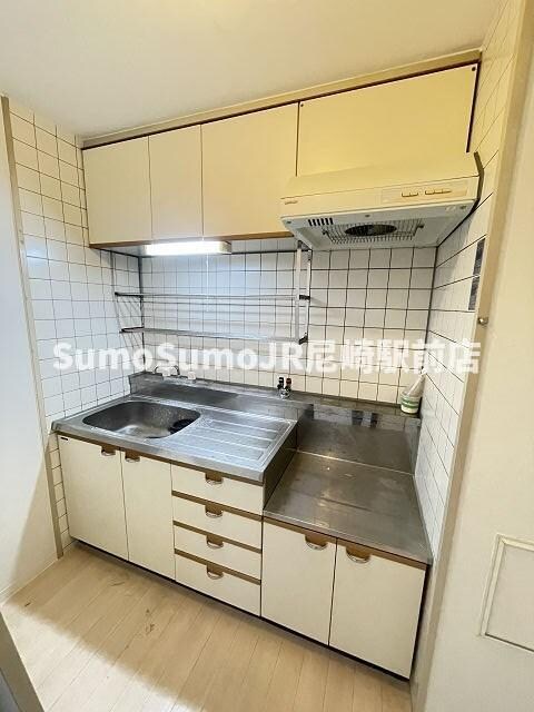 物件内観写真8　(使いやすいキッチンです)