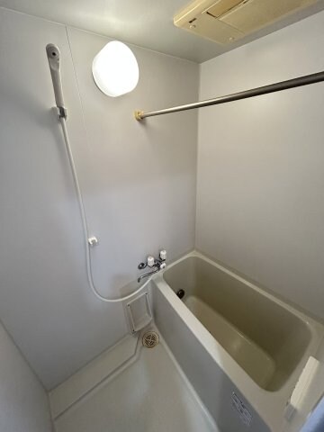 物件内観写真8　(お風呂で日々の疲れを落としましょう)