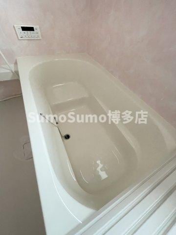 物件内観写真29　(コンパクトで使いやすいお風呂です)