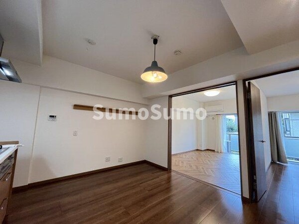 居室(使いやすい居間です)