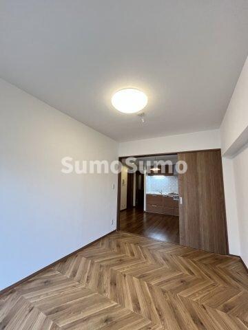 物件内観写真27　(ゆったり過ごせるリビングです)