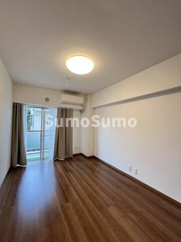 物件内観写真29　(コンパクトで使いやすい洋室です)