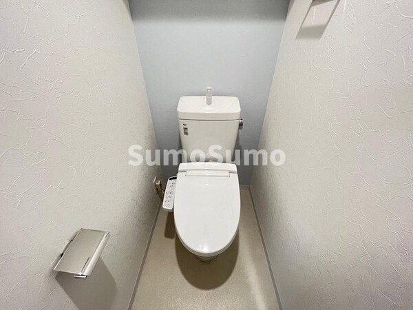 トイレ(シンプルで使いやすいトイレです)