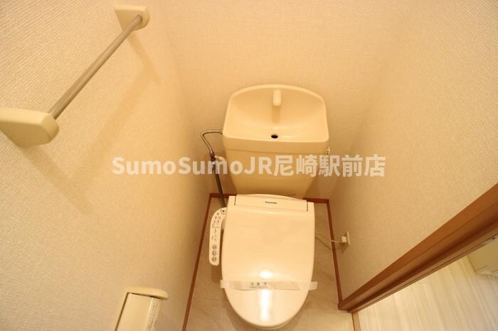 物件内観写真9　(清潔感のあるトイレです)