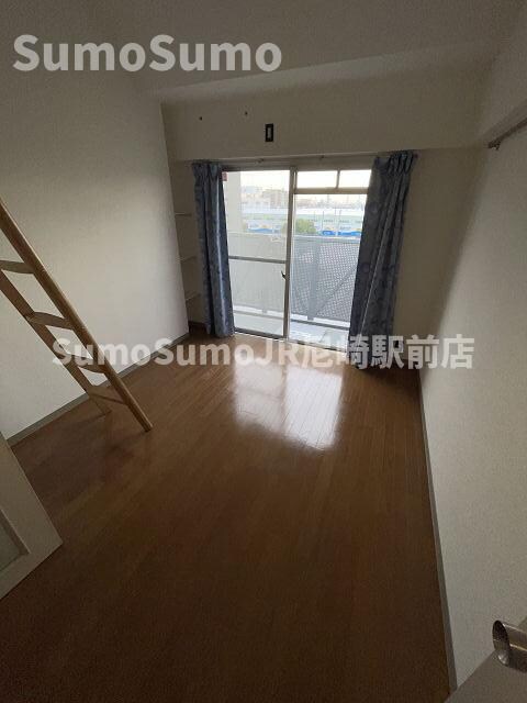 物件内観写真27　(おしゃれなリビングです)