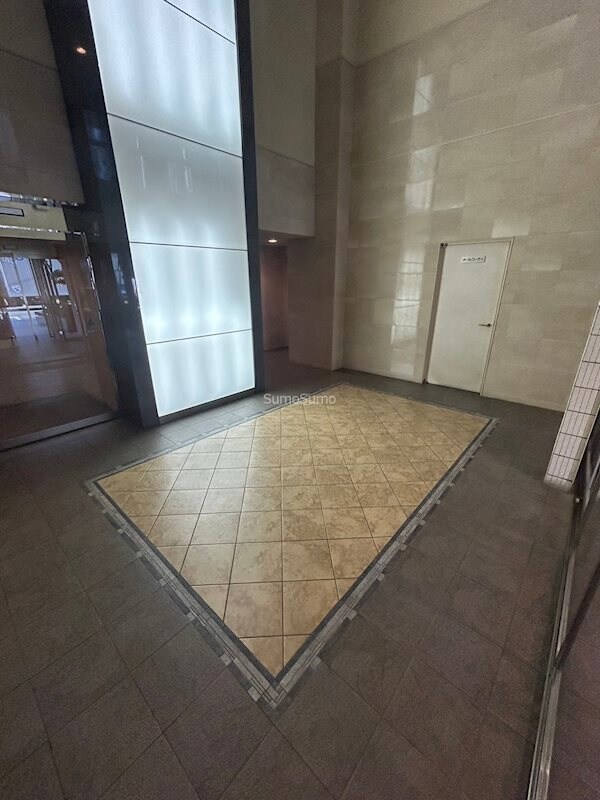 ロビー・ラウンジ(建物の内部です)