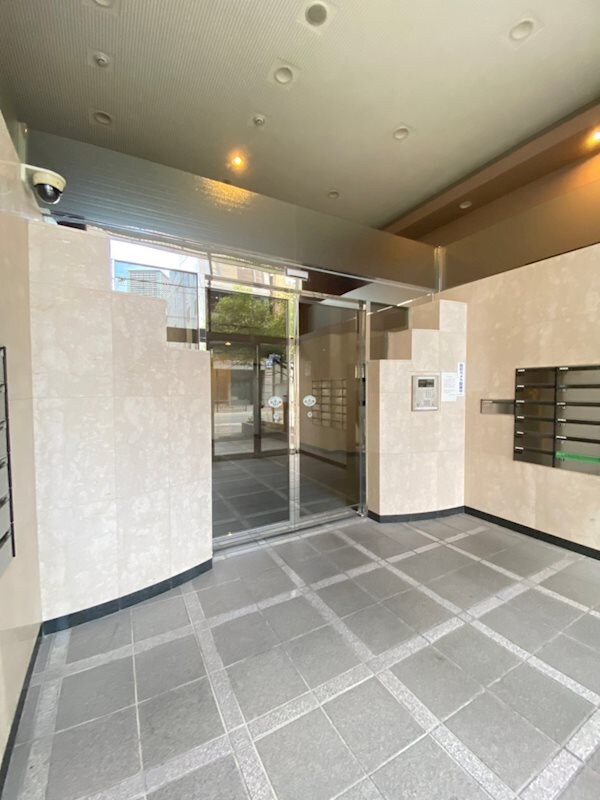 物件外観写真3　(建物の内部です)