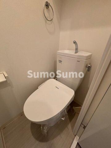 物件内観写真10　(シンプルで使いやすいトイレです)