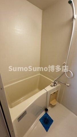 物件内観写真19　(コンパクトで使いやすいお風呂です)