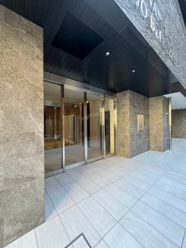 エントランス(毎日通るエントランスはこのようになっています)