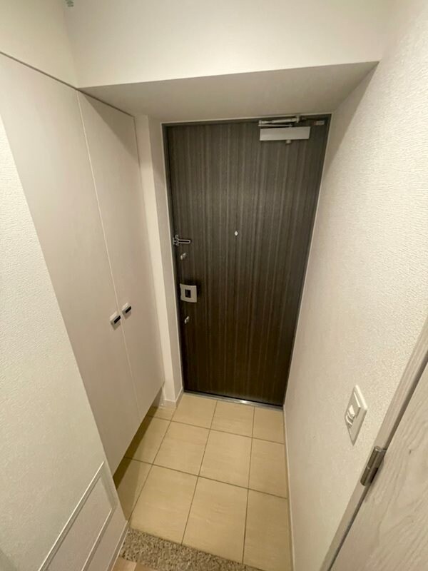 物件内観写真4　(きれいな玄関です)